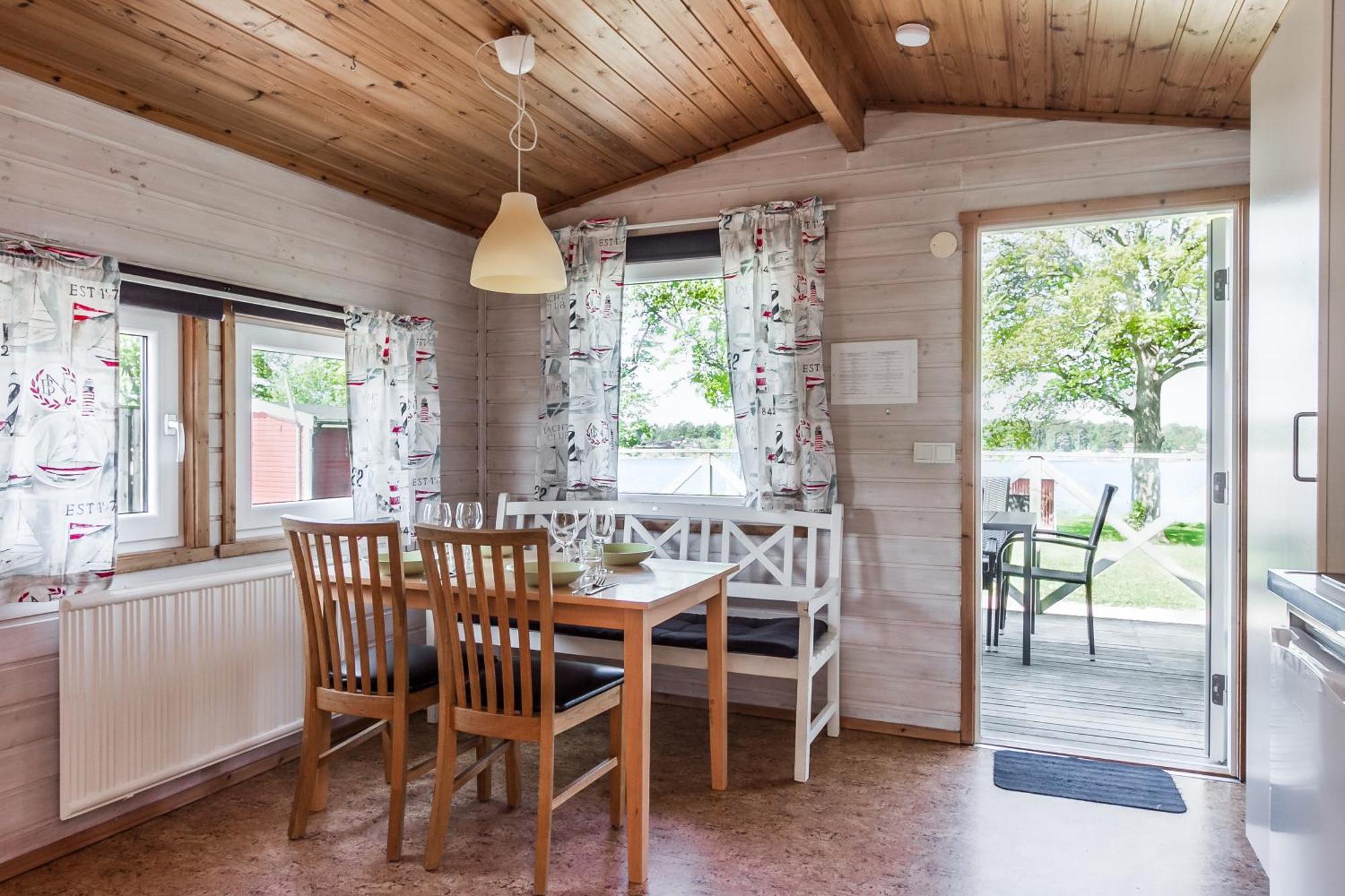 Kristinehamn Herrgardscamping & Stugor ภายนอก รูปภาพ