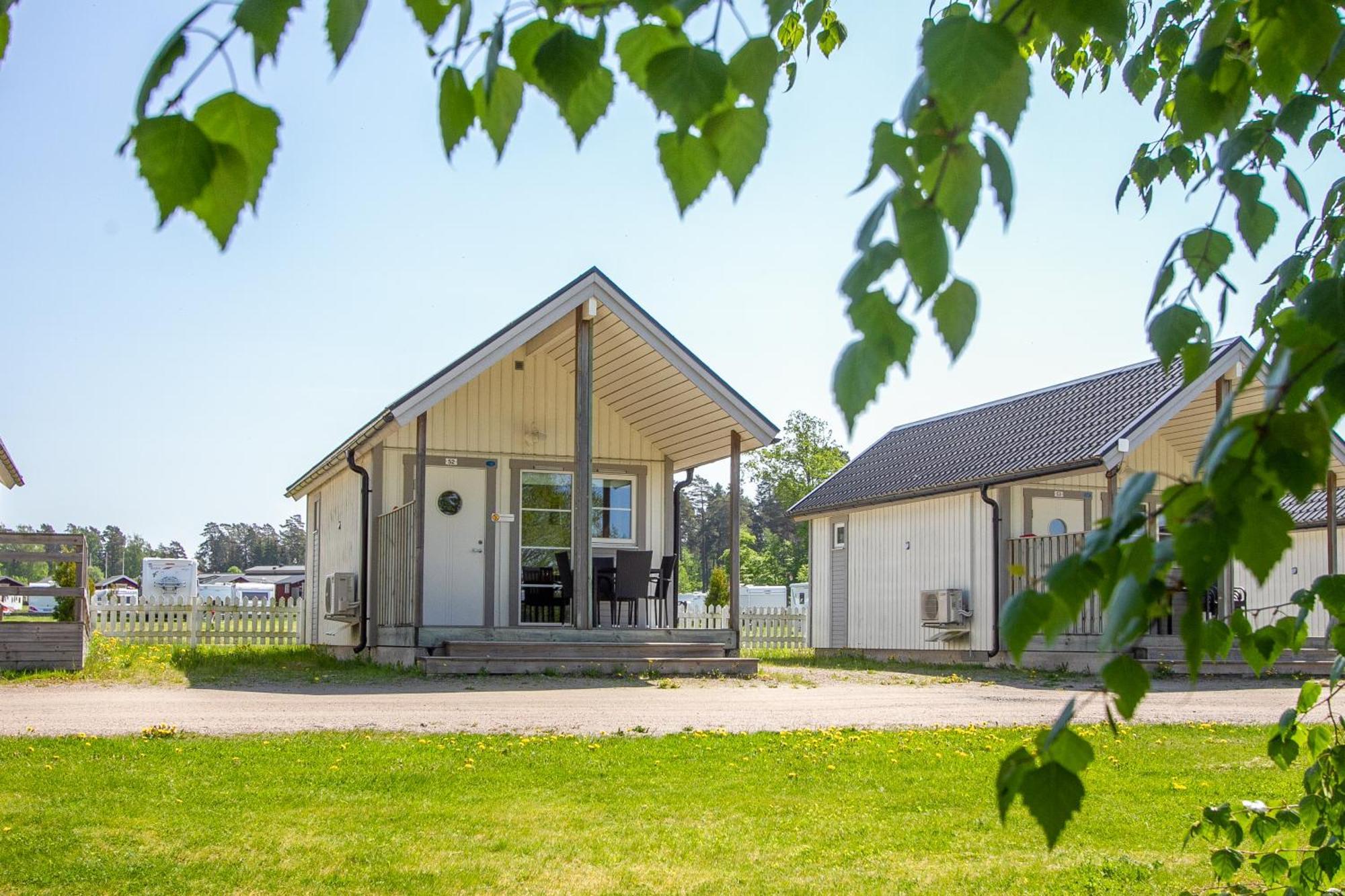 Kristinehamn Herrgardscamping & Stugor ภายนอก รูปภาพ