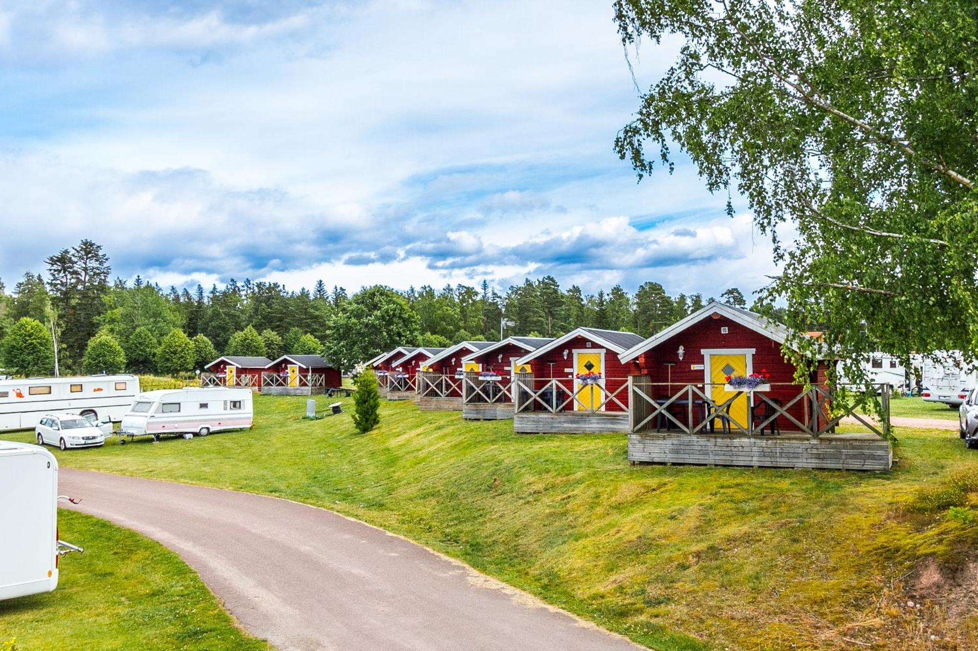 Kristinehamn Herrgardscamping & Stugor ภายนอก รูปภาพ