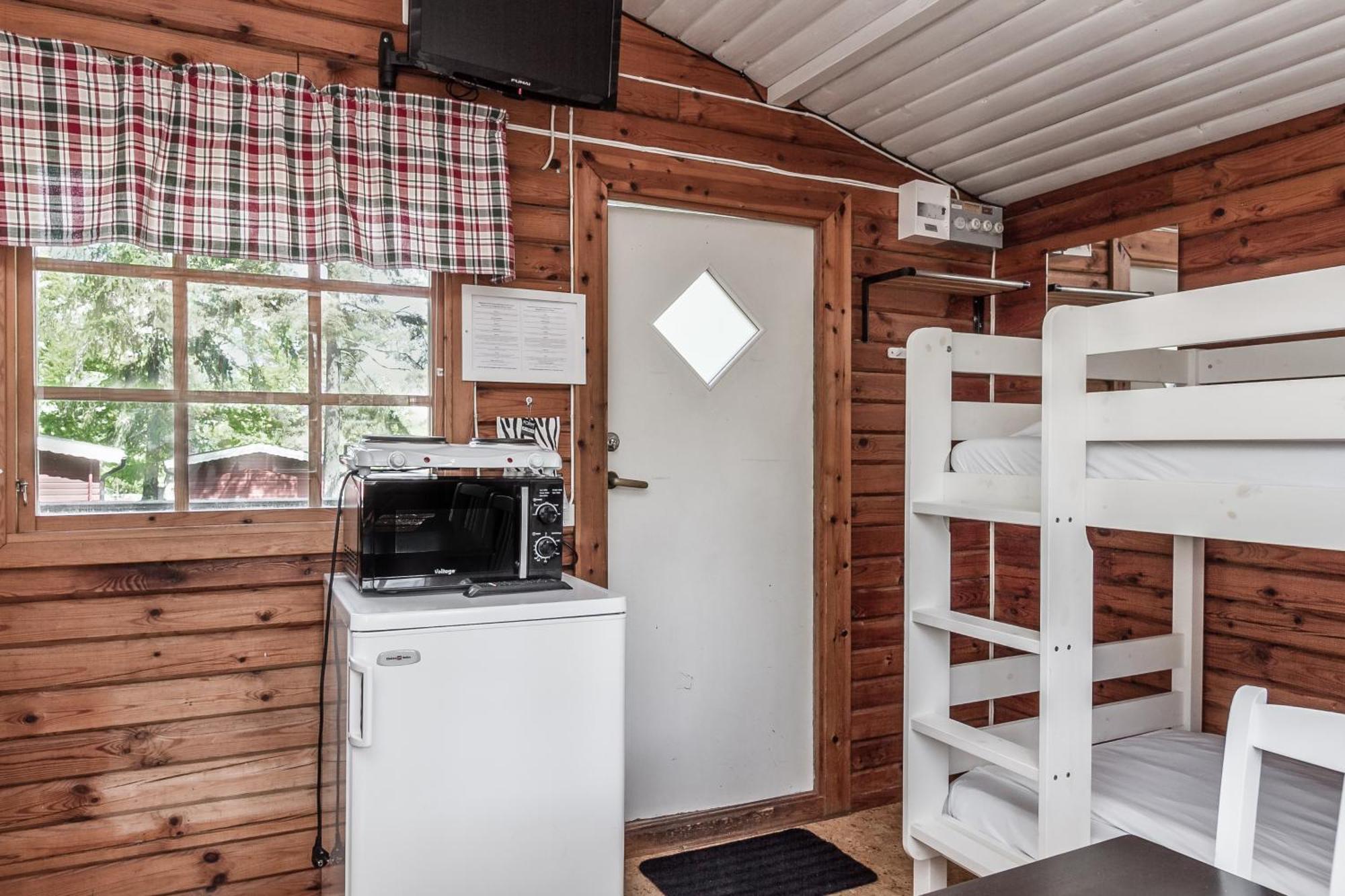 Kristinehamn Herrgardscamping & Stugor ภายนอก รูปภาพ
