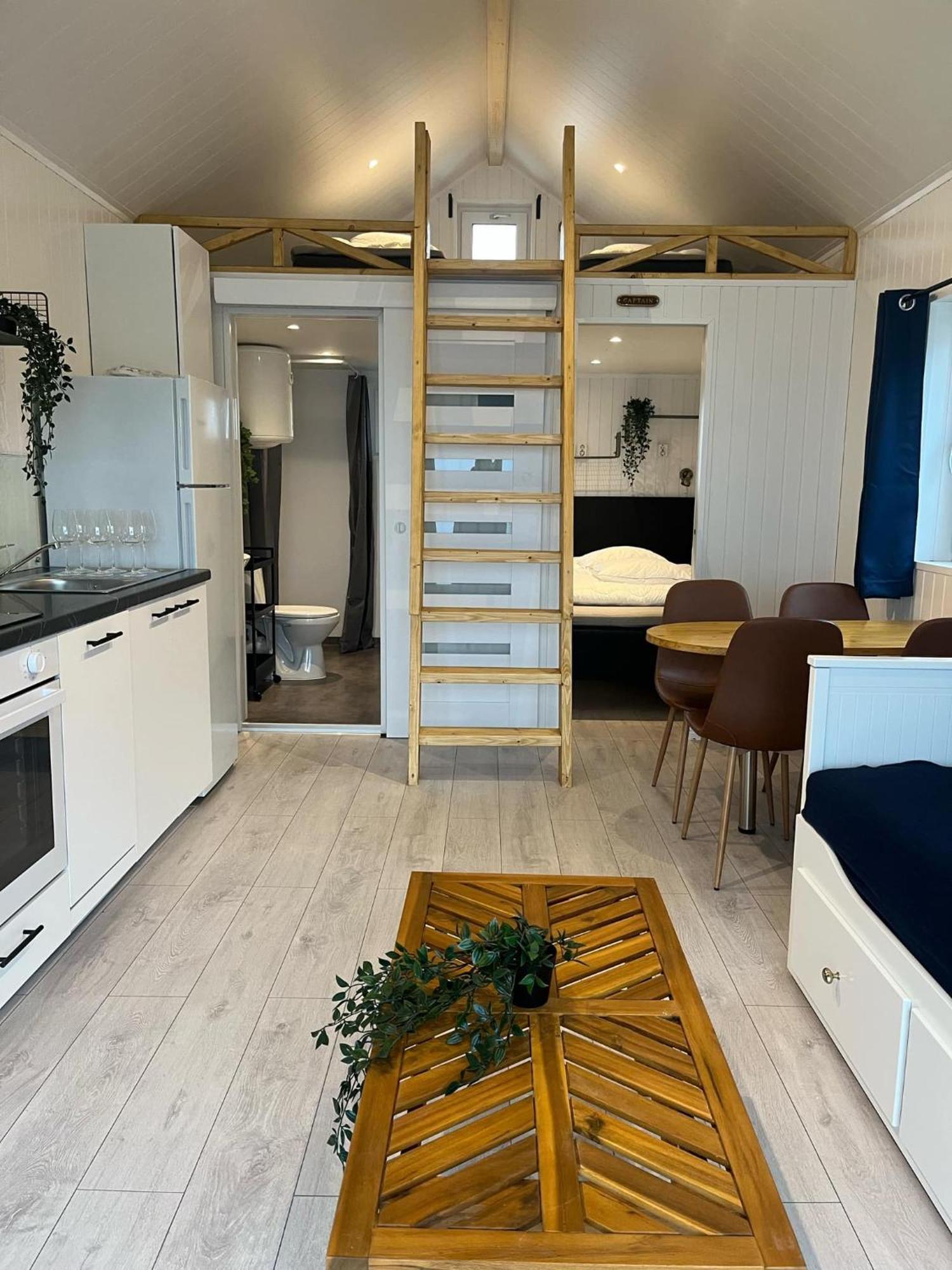 Kristinehamn Herrgardscamping & Stugor ภายนอก รูปภาพ