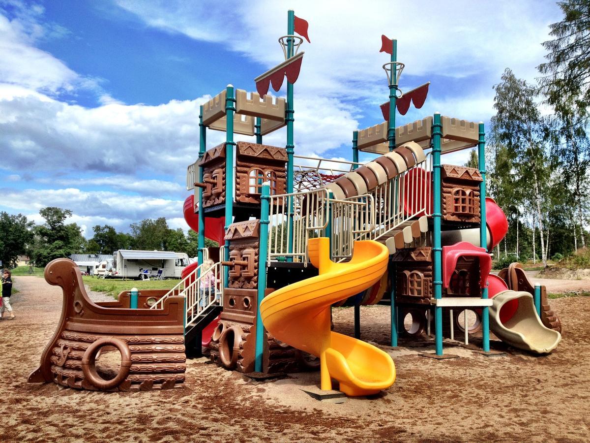 Kristinehamn Herrgardscamping & Stugor ภายนอก รูปภาพ