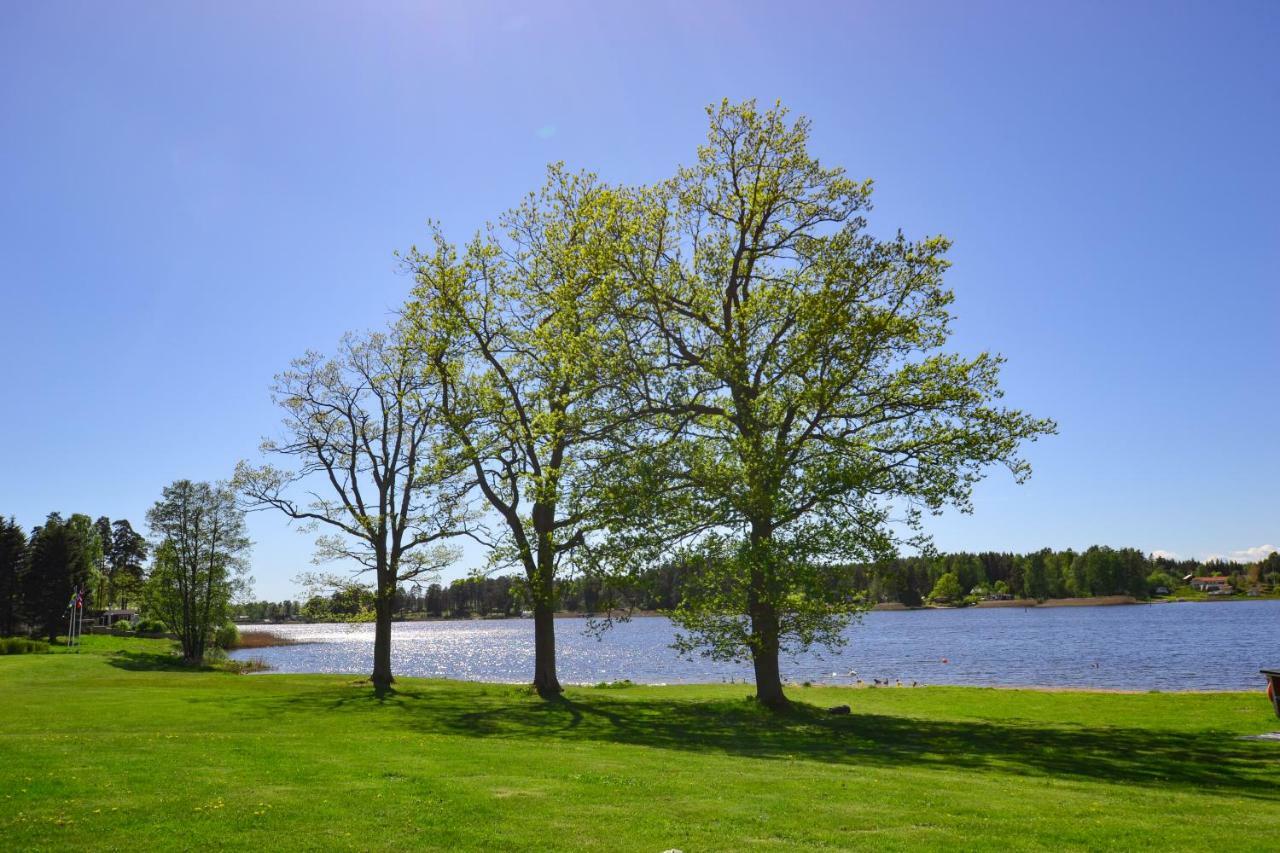 Kristinehamn Herrgardscamping & Stugor ภายนอก รูปภาพ